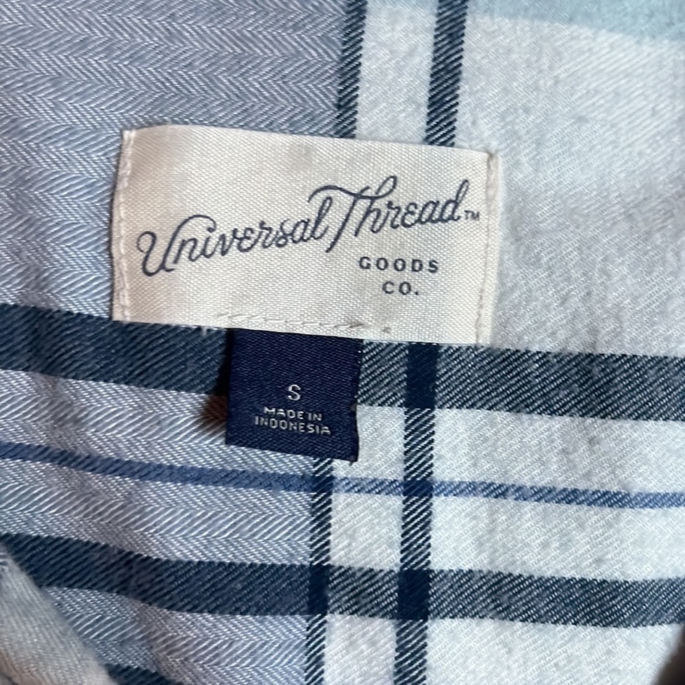 Universal Thread Button Down - Picture 2 of 3